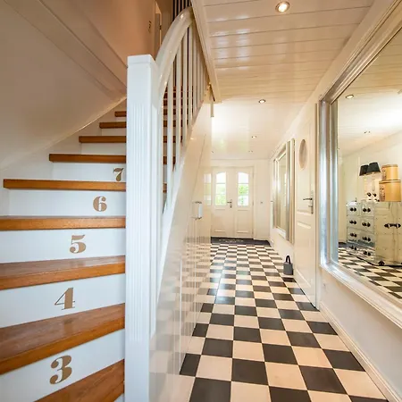 Reethaus1799 Holiday home
